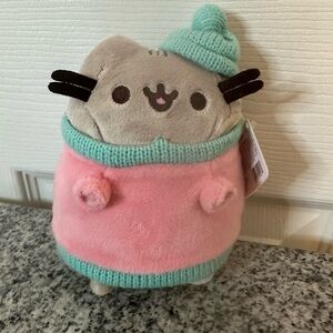 NWT small 5” Pusheen Box exclusive